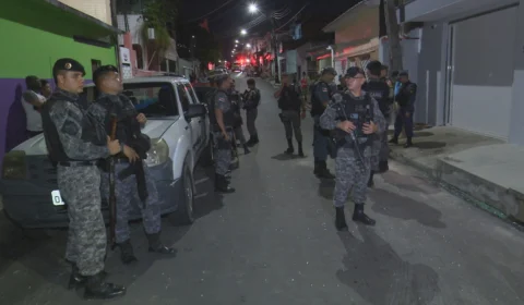 Família é feita refém e um dos suspeitos é baleado pela vítima em Manaus