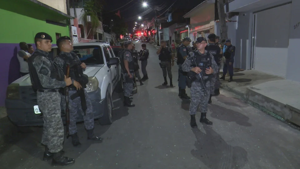 Família é feita refém e um dos suspeitos é baleado pela vítima em Manaus