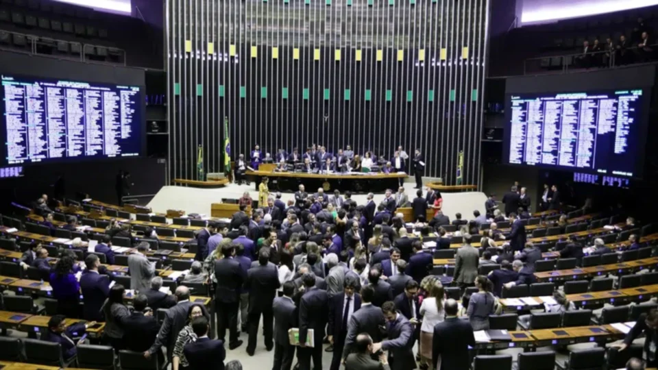 Propostas da reforma tributária preveem ‘cashback’ às famílias de baixa renda