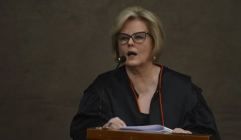 ‘Não destruíram o espírito da democracia’, diz Rosa Weber