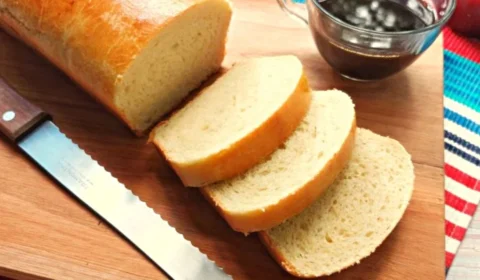 Receita Fácil – Pão caseiro fofinho: opção pronta em apenas 180 minutos