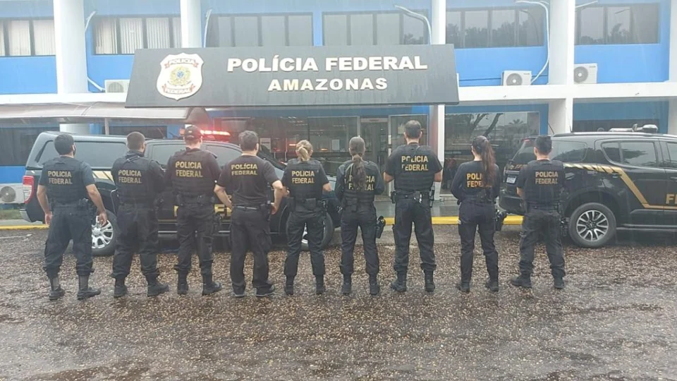 Jovem é preso em operação da PF contra estupro e pornografia infantil no AM