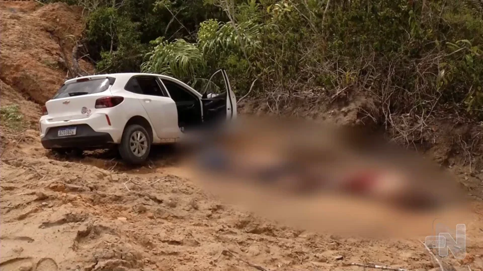 Justiça do AM suspende salários de PMs suspeitos de participar de chacina