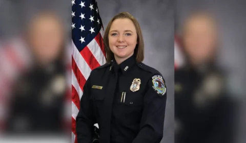 Policial é expulsa da corporação por sexo com 6 agentes, nos EUA