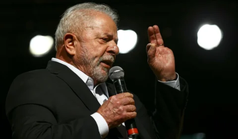 Lula exonera 3 membros da Comissão de Ética da Presidência