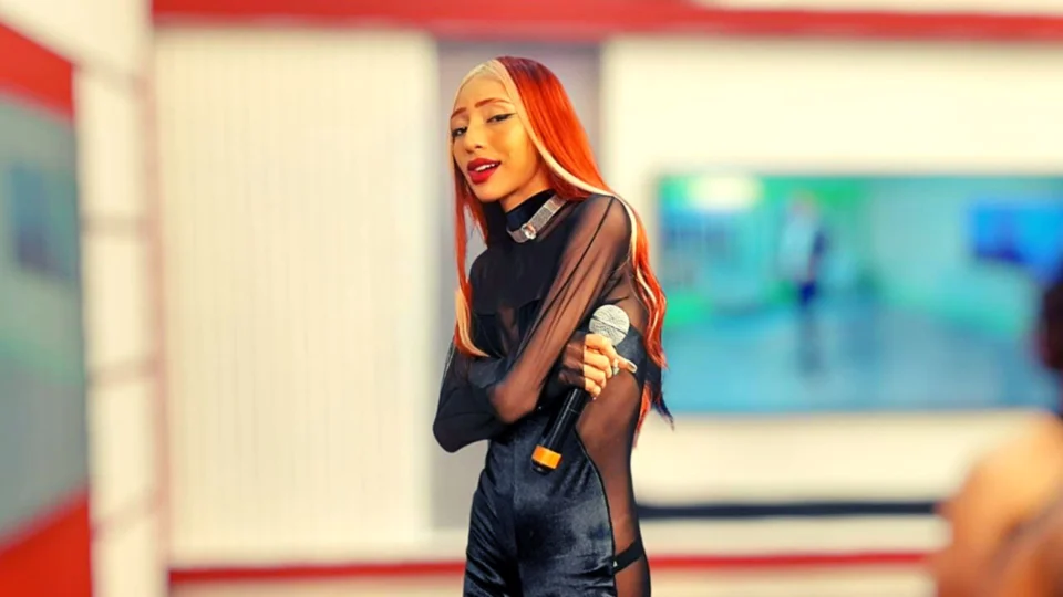 Ruivinha de Marte dá dicas de como iniciar carreira como influencer em Manaus