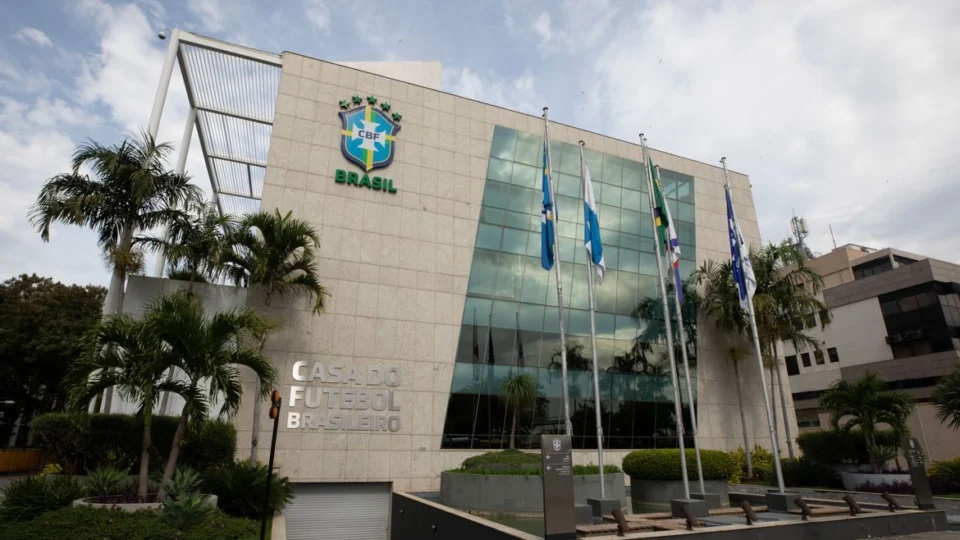CBF confirma punição para casos de racismo no futebol; saiba detalhes