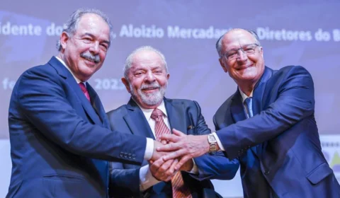 Aloizio Mercadante defende equipe diversa no BNDES