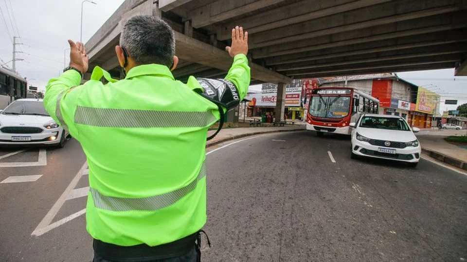Viaduto do Manoa terá pista interditada no fim de semana em Manaus