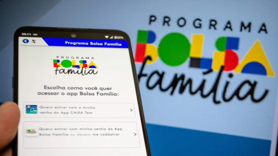 Bolsa Família é pago a beneficiários com NIS final 0 com adicional de R$ 150