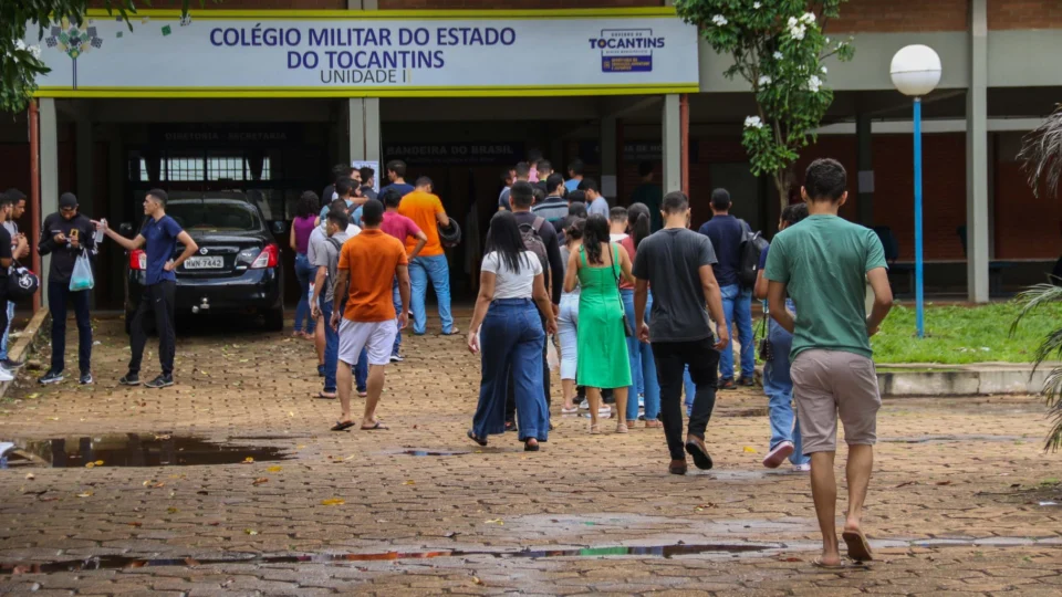 Concurso CBMTO: candidatos de todo Brasil participam de prova no Tocantins