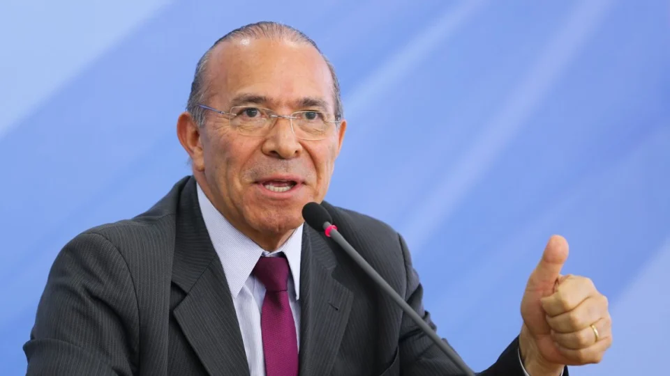 Ex-ministro, Eliseu Padilha morre aos 77 anos em Porto Alegre no RS