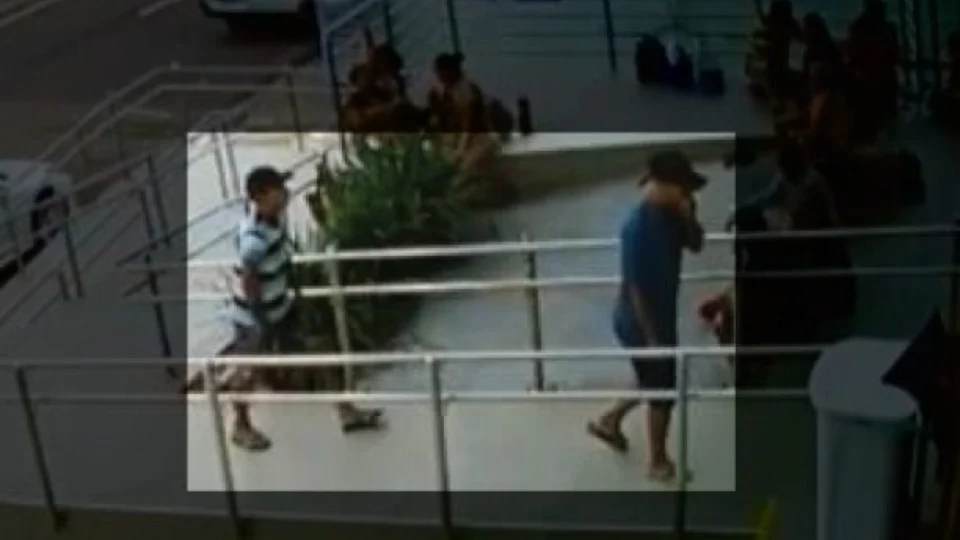 Divulgadas imagens de suspeitos de roubo em frente de clínica em Manaus