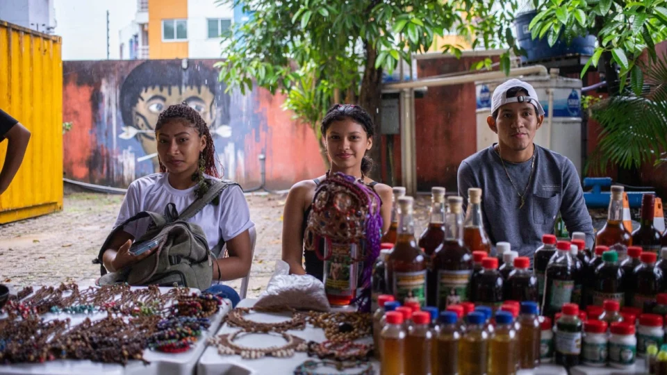 Feira da FAS realiza 1ª edição do ano com homenagens às mulheres em Manaus