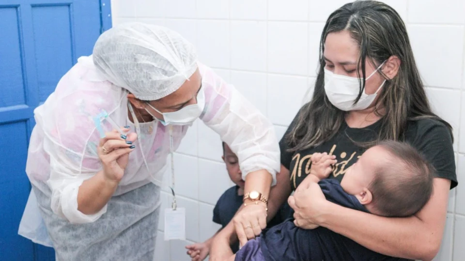 Imunização contra meningite é reforçada para público infantil em Manaus