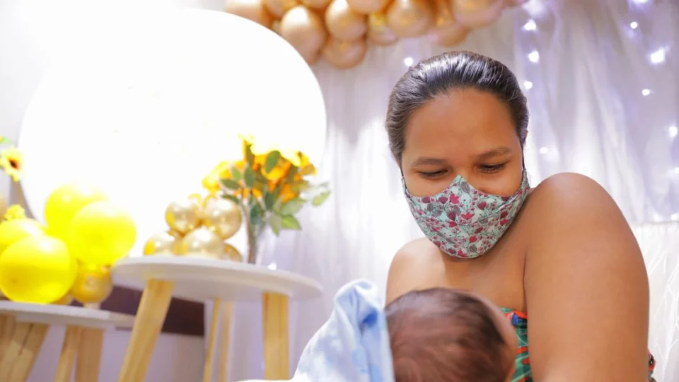 Pós-parto: mudanças durante puerpério requerem cuidados especiais; confira