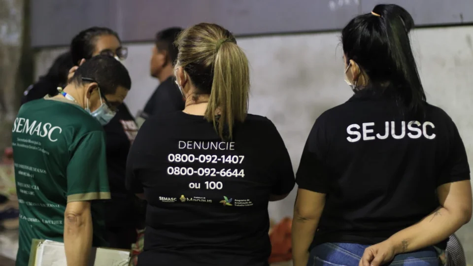 Segurança Pública faz fiscalização em prédios abandonados de Manaus