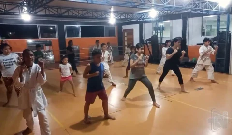 VÍDEO: academia de karatê ajuda crianças a ter vida saudável em Parintins-AM