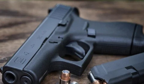 Adolescente de 12 anos morre baleado ao manusear arma do avô em MS