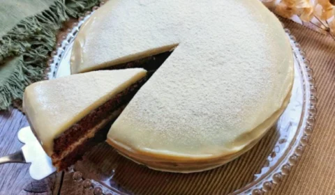 Receita Fácil — Bolo de chocolate com recheio de Ninho: opção pronta em 180 min