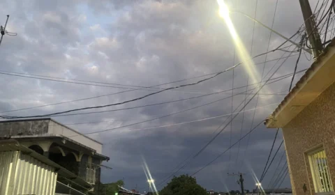 Previsão do tempo aponta 31% de chance de chuva nesta segunda (12) em Manaus