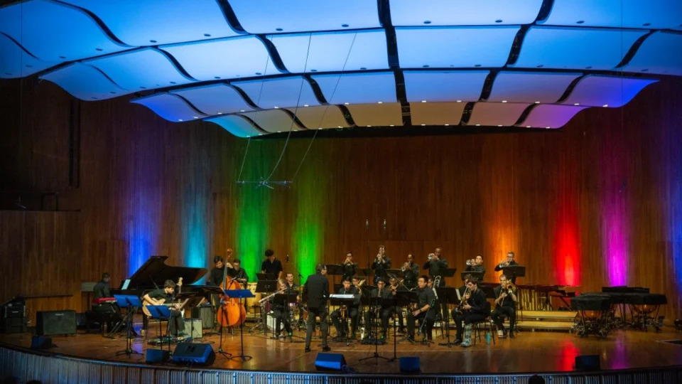 Teatro Amazonas recebe espetáculo que exalta bioma da Amazônia em Manaus