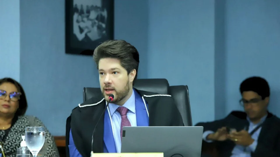 Concurso de Coari-AM é suspenso pelo TCE-AM por suposta irregularidade