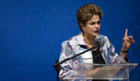 Dilma Rousseff mantém viagem à China para assumir banco do Brics