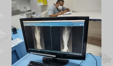 VÍDEO: homem é preso suspeito de espancar a mãe de 73 anos em Manaus