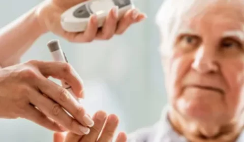 Avaliação gratuita de diabete é realizada gratuitamente para idosos em Manaus
