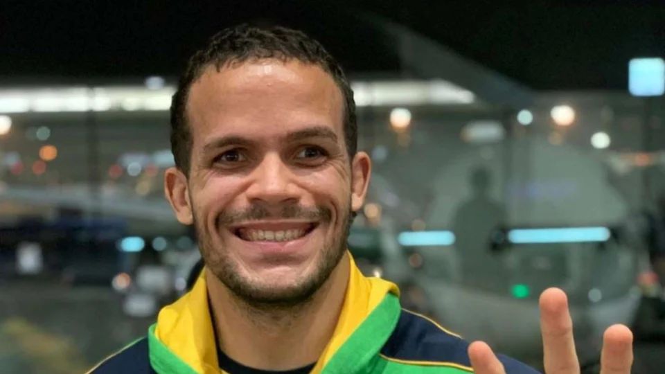 Judô paralímpico: Arthur Silva é ouro em classe J1 do Grand Prix no Egito