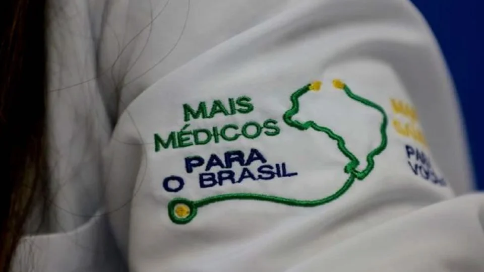 Medida Provisória do programa Mais Médicos é aprovada na Câmara