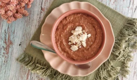 Receita Fácil – Mingau de aveia proteico: opção pronta em apenas 10 minutos