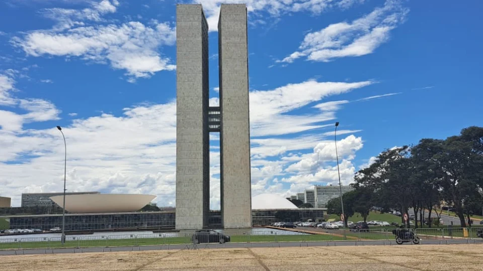 Parlamentares e prefeitos do AM discutem obras de pontes na BR-319 em Brasília