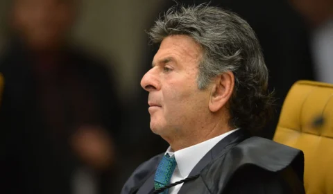 Ministro Fux mantém afastamento de juiz que beneficiou prefeitura de Coari