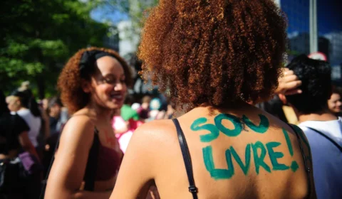 Lei que dá às mulheres poder de decisão sobre laqueadura entra em vigor