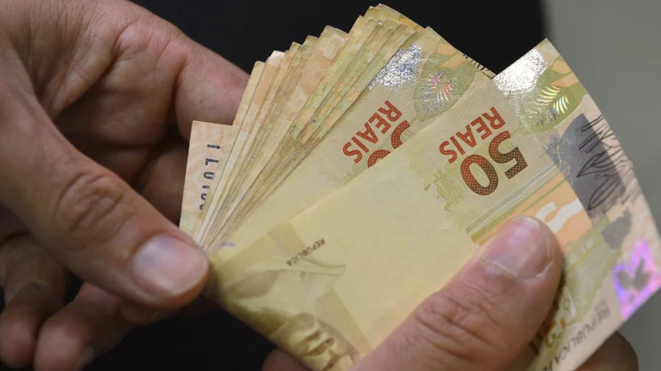 Governo define juros do empréstimo consignado do INSS em 1,97%