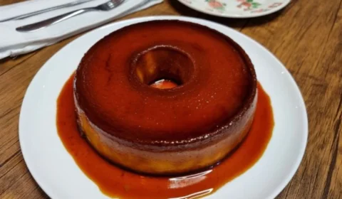 Aqui está a receita para um pudim sem açúcar delicioso