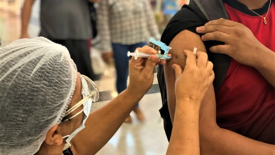 Vacinação contra Mpox inicia na segunda (13); veja quem pode tomar o imunizante