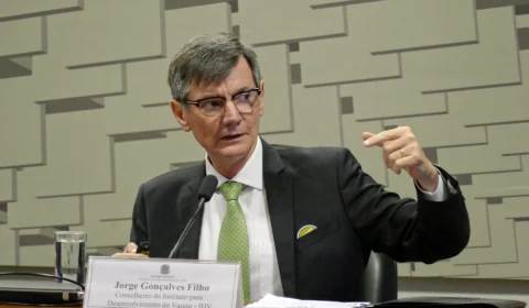 Varejo vai apresentar propostas após isenção de US$ 50 para importados