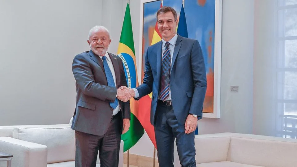 ‘O Brasil não quer entrar na guerra’, diz presidente Lula na Espanha  