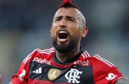 Vidal, do Flamengo, dá entrada em hospital e fica fora da final do Cariocão