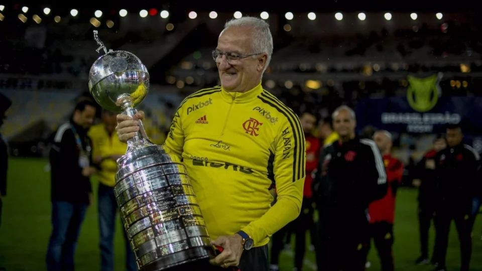 São Paulo anuncia Dorival Júnior como novo técnico para substituir Rogério Ceni