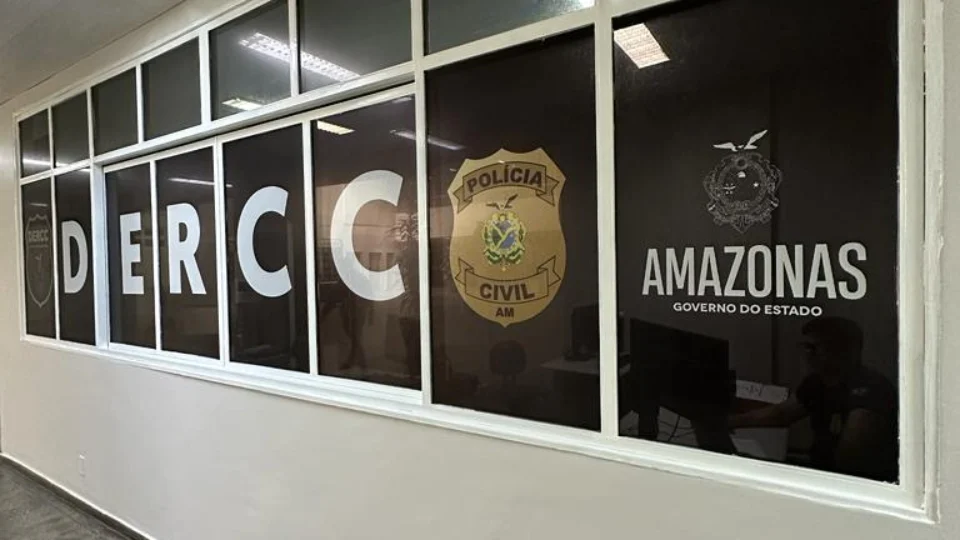 PC identifica adolescentes suspeitos de ‘postar’ ataques a escolas de Manaus