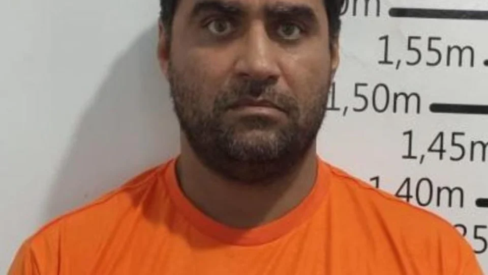 Justiça solta médico que tentou matar esposa com socos em Roraima