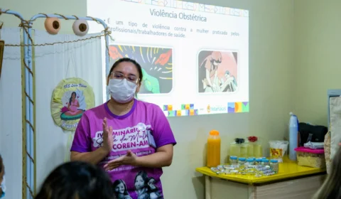 Grupos de grávidas de Manaus recebem palestras sobre violência obstétrica
