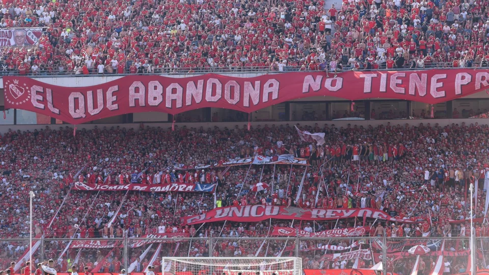 Independiente, vencedor sete vezes da Conmebol, vive maior crise da história