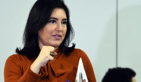 Reforma tributária é a salvação da lavoura para Brasil crescer, diz Tebet