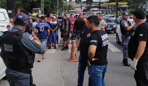 Vídeo: motorista é morto com tiro na nuca em frente a supermercado em Manaus