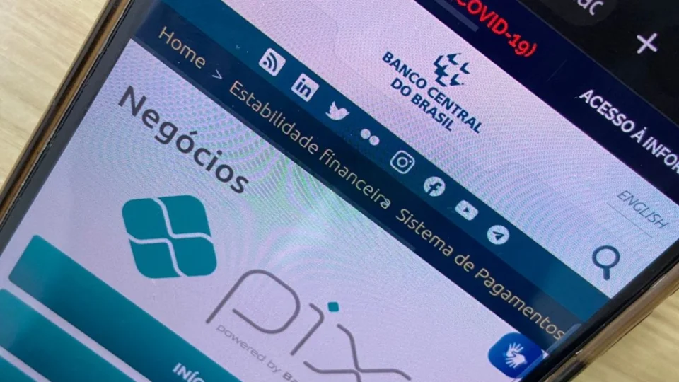 Pix: número de transações mensais supera marca de 3 milhões no Brasil